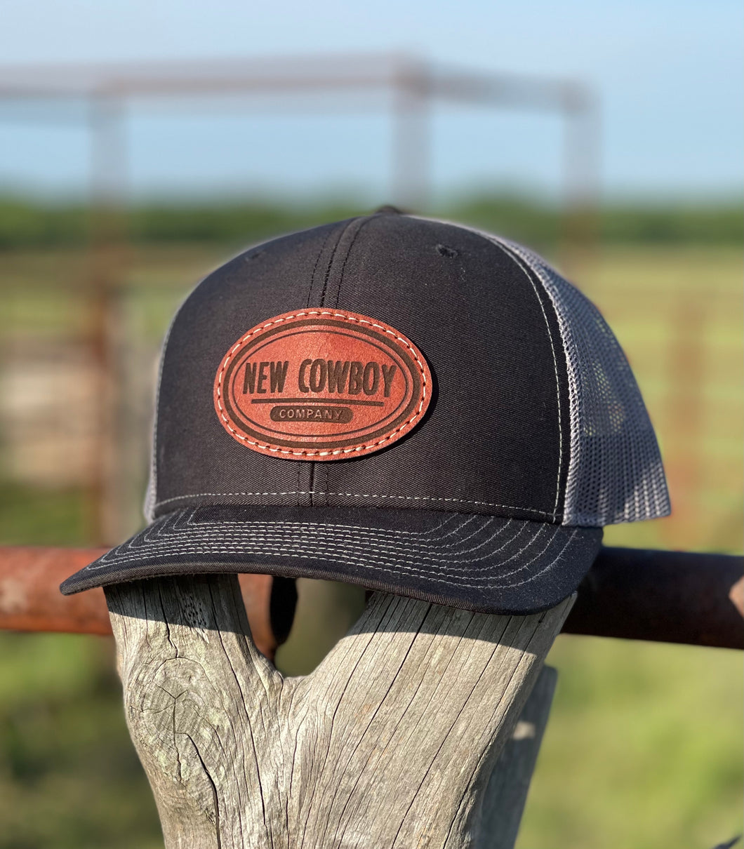 Black/Charcoal Leather Trucker